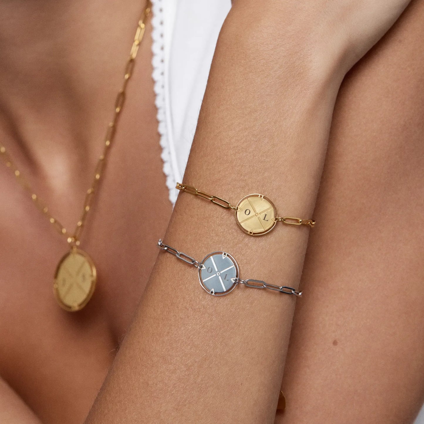 Engraved Compass Bracelet 18k Gold Plated — Women