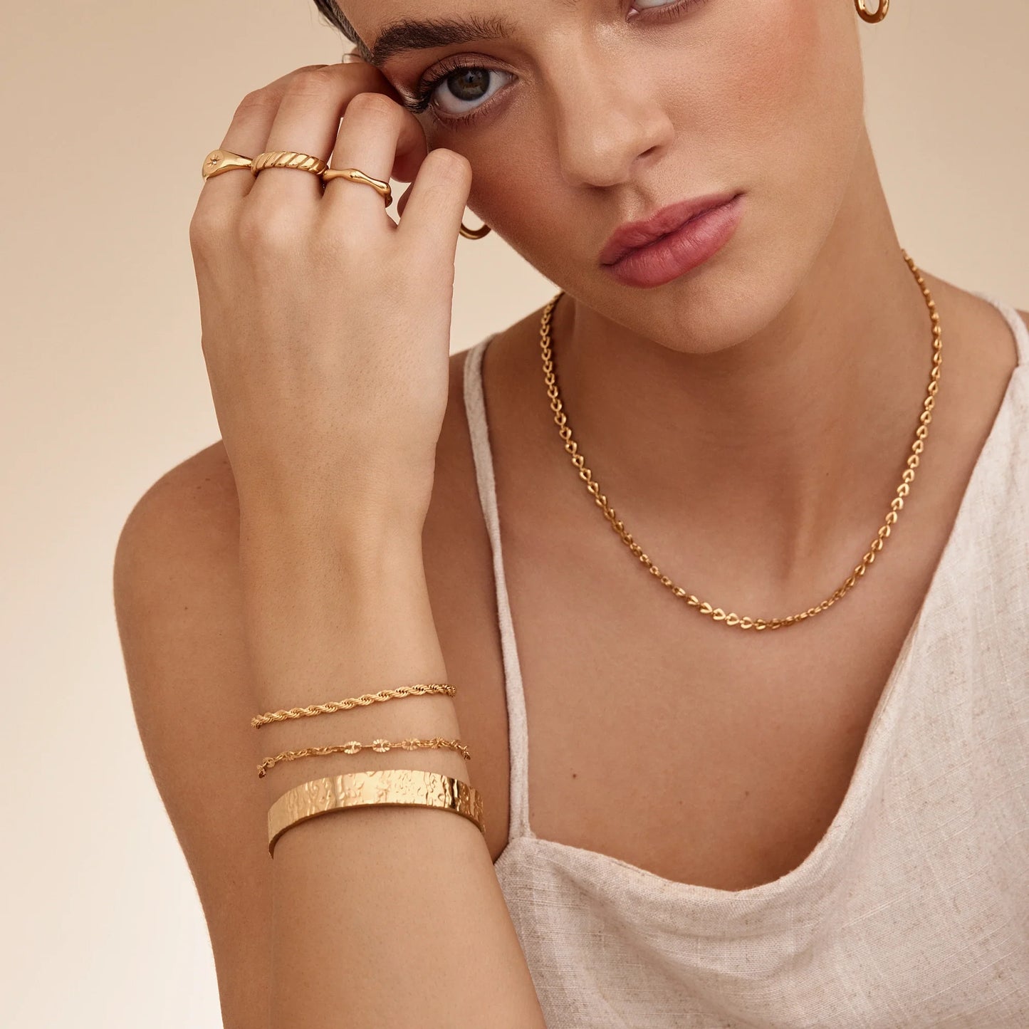 Pulsera Cadena Lentejuela Ancha en Baño Oro 18k — Mujer