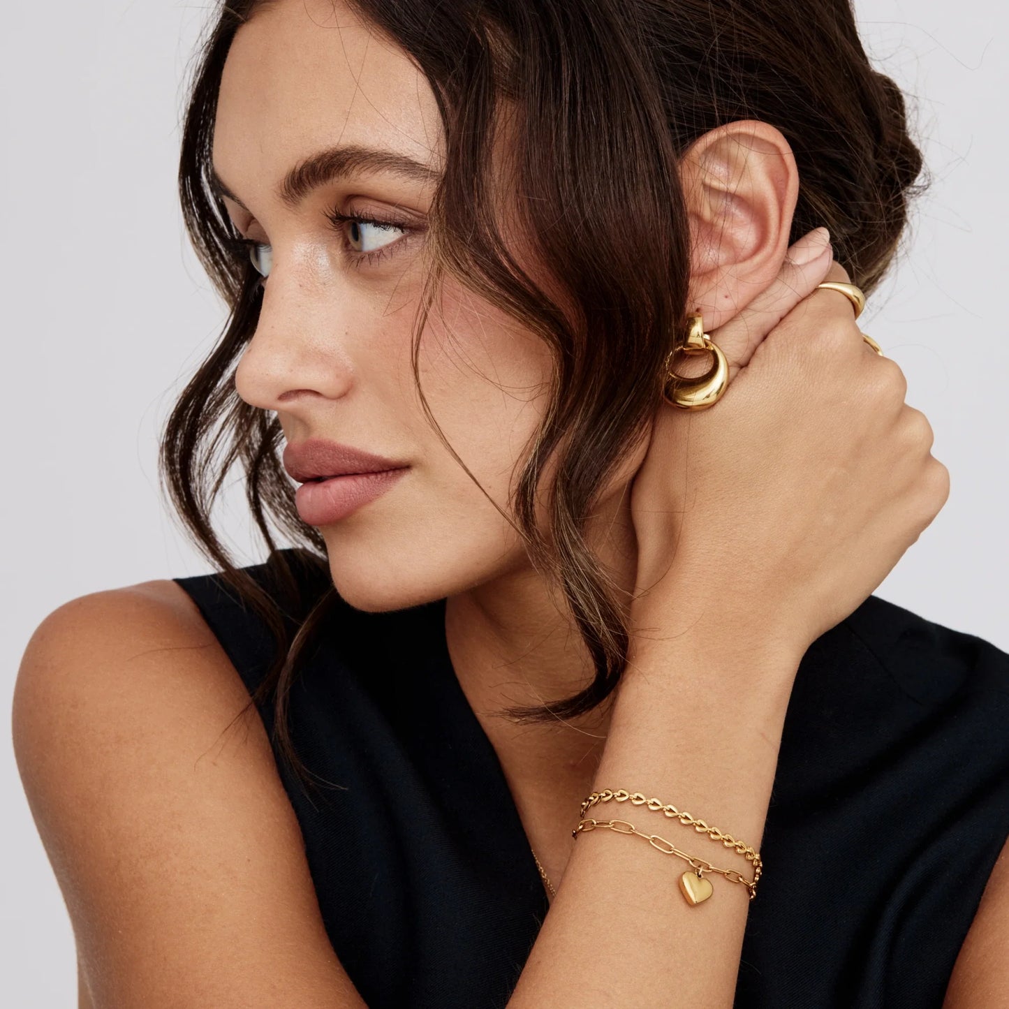 18k Gold Plated Clip Chain Bracelet with Heart Charm — Women