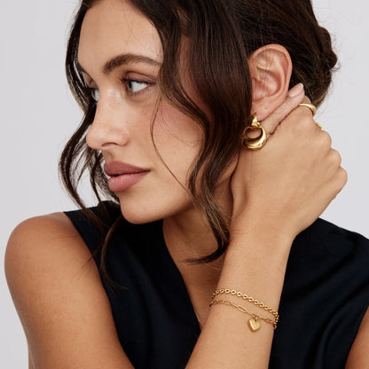 18k Gold Plated Clip Chain Bracelet with Heart Charm — Women