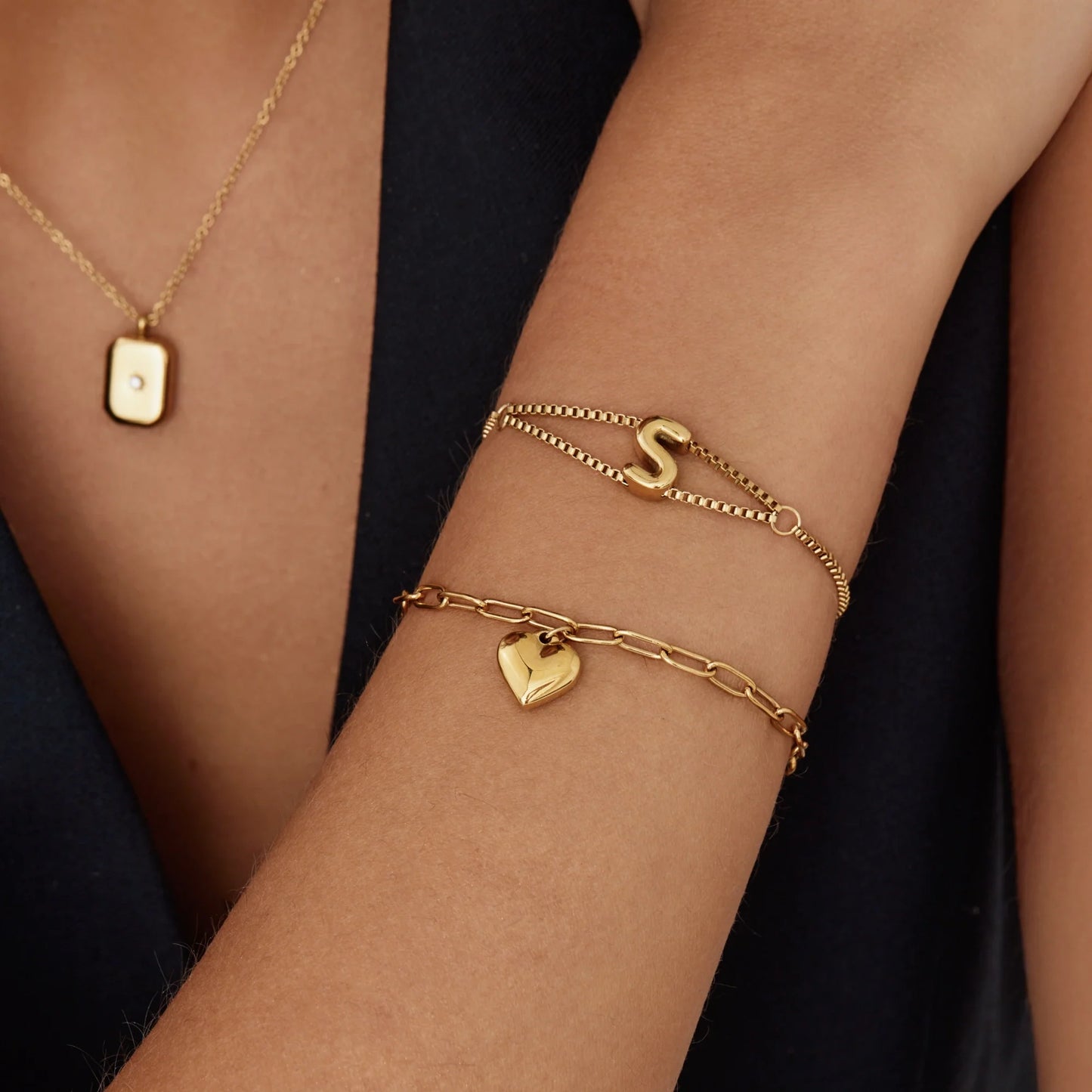 18k Gold Plated Clip Chain Bracelet with Heart Charm — Women