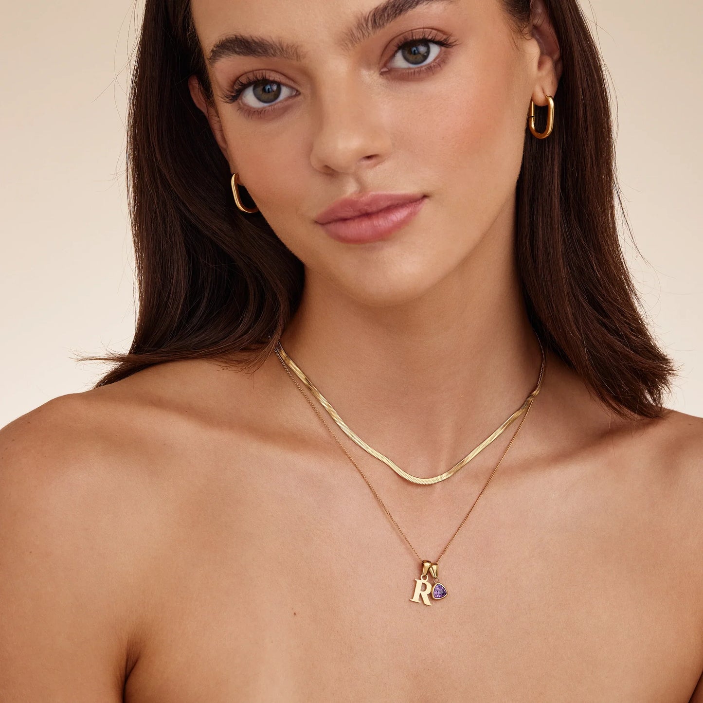 Collar con dije de piedra de nacimiento inicial