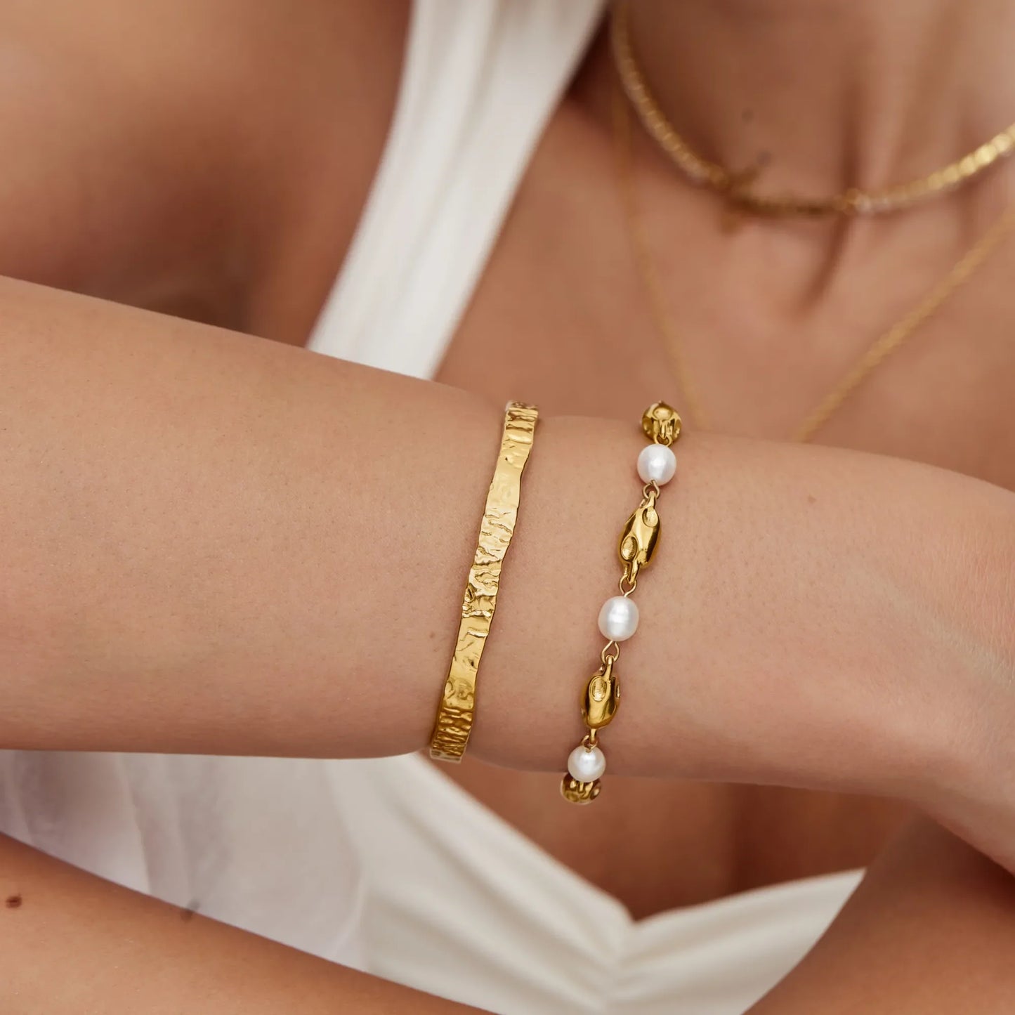 Pulsera de perlas de agua dulce fundidas
