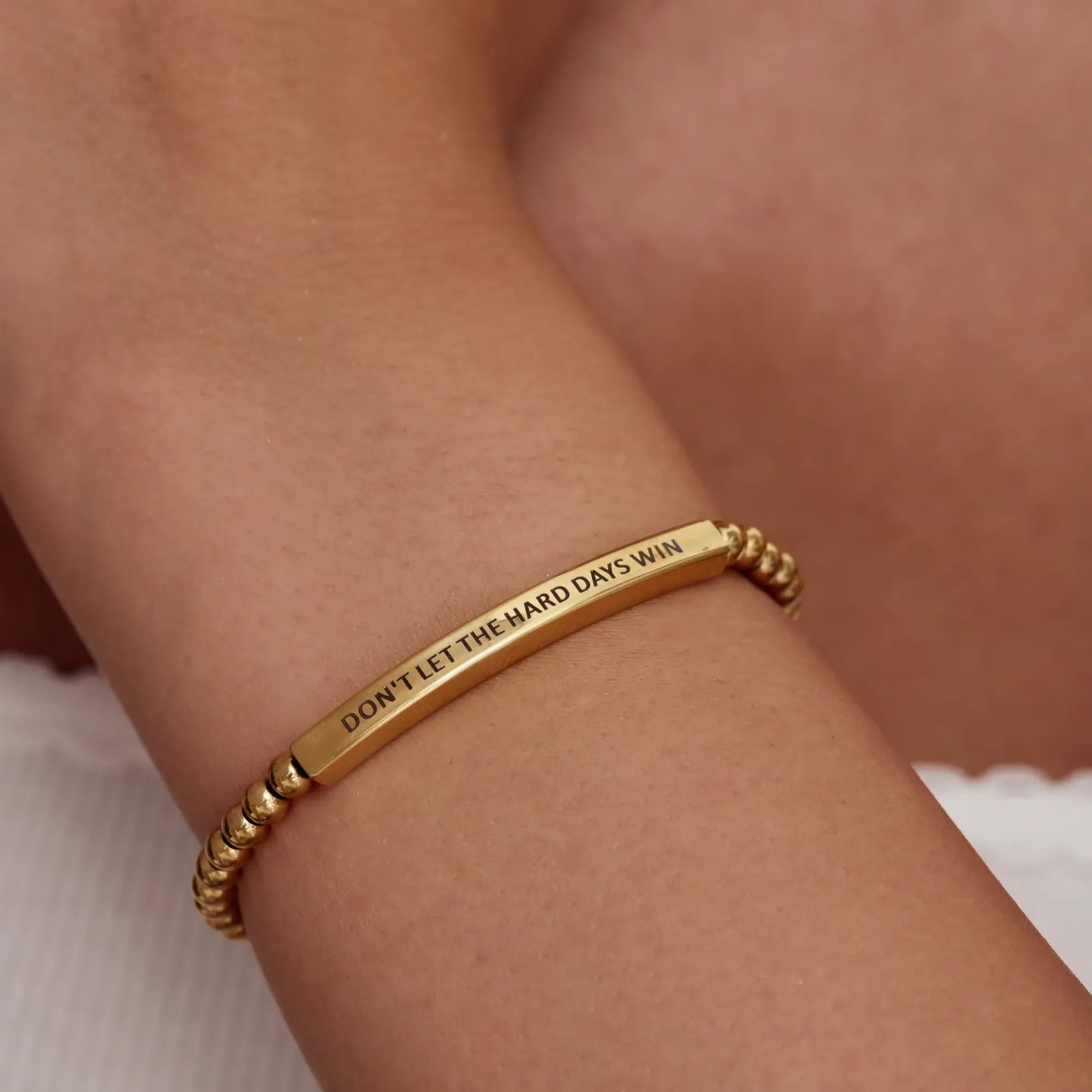 Pulsera de cuentas "No dejes que los días difíciles ganen"