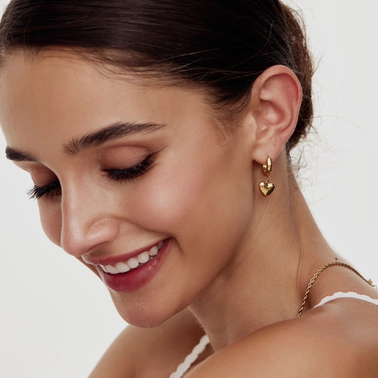 Pendientes Huggies con Corazón Hinchado
