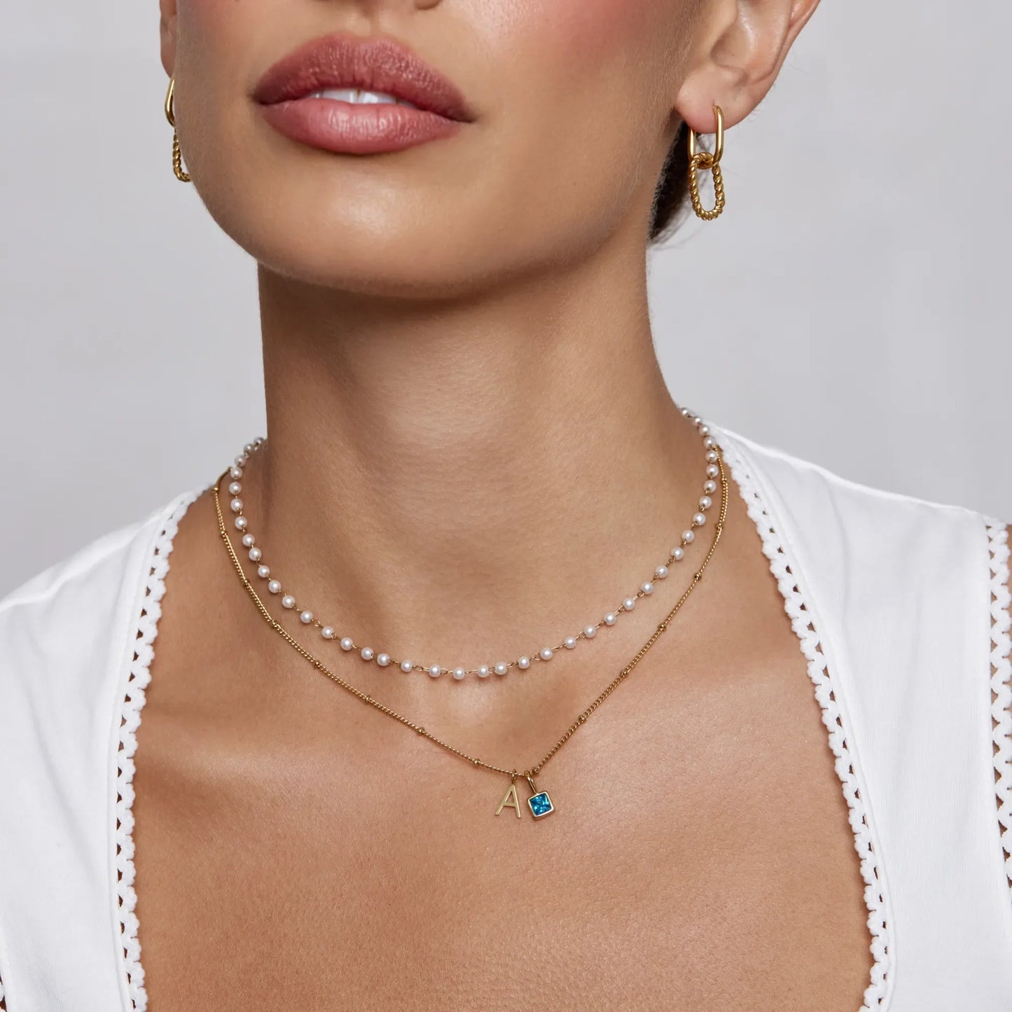 Collar inicial de gema