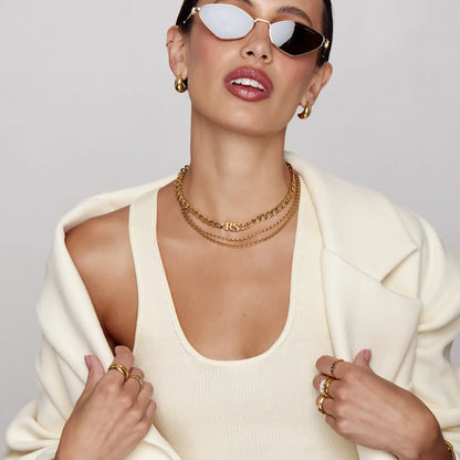 Collar gargantilla con inicial
