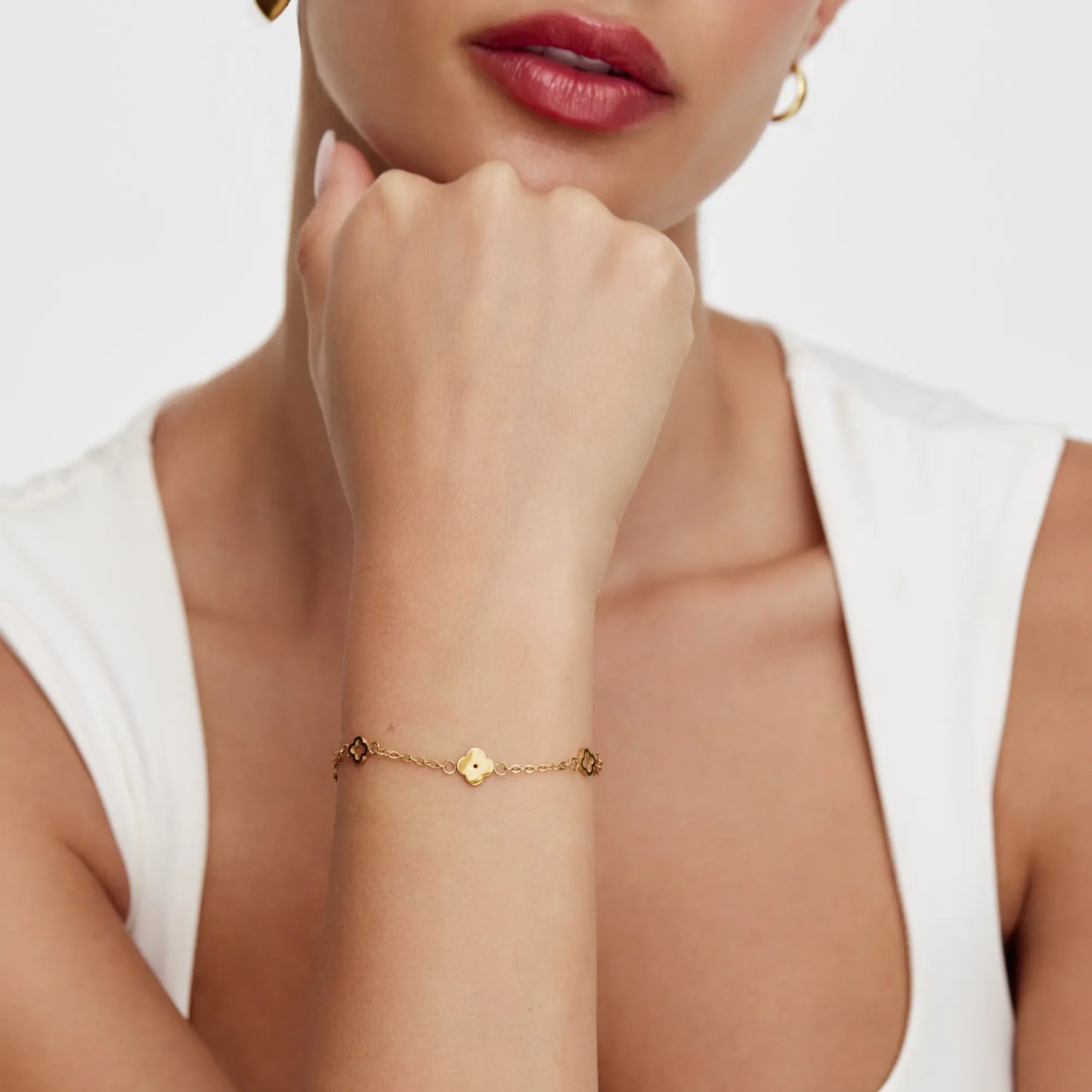 Delicada pulsera de trébol