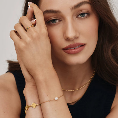 Pulsera Perla Agua Dulce Delicada en Baño Oro 18k — Mujer