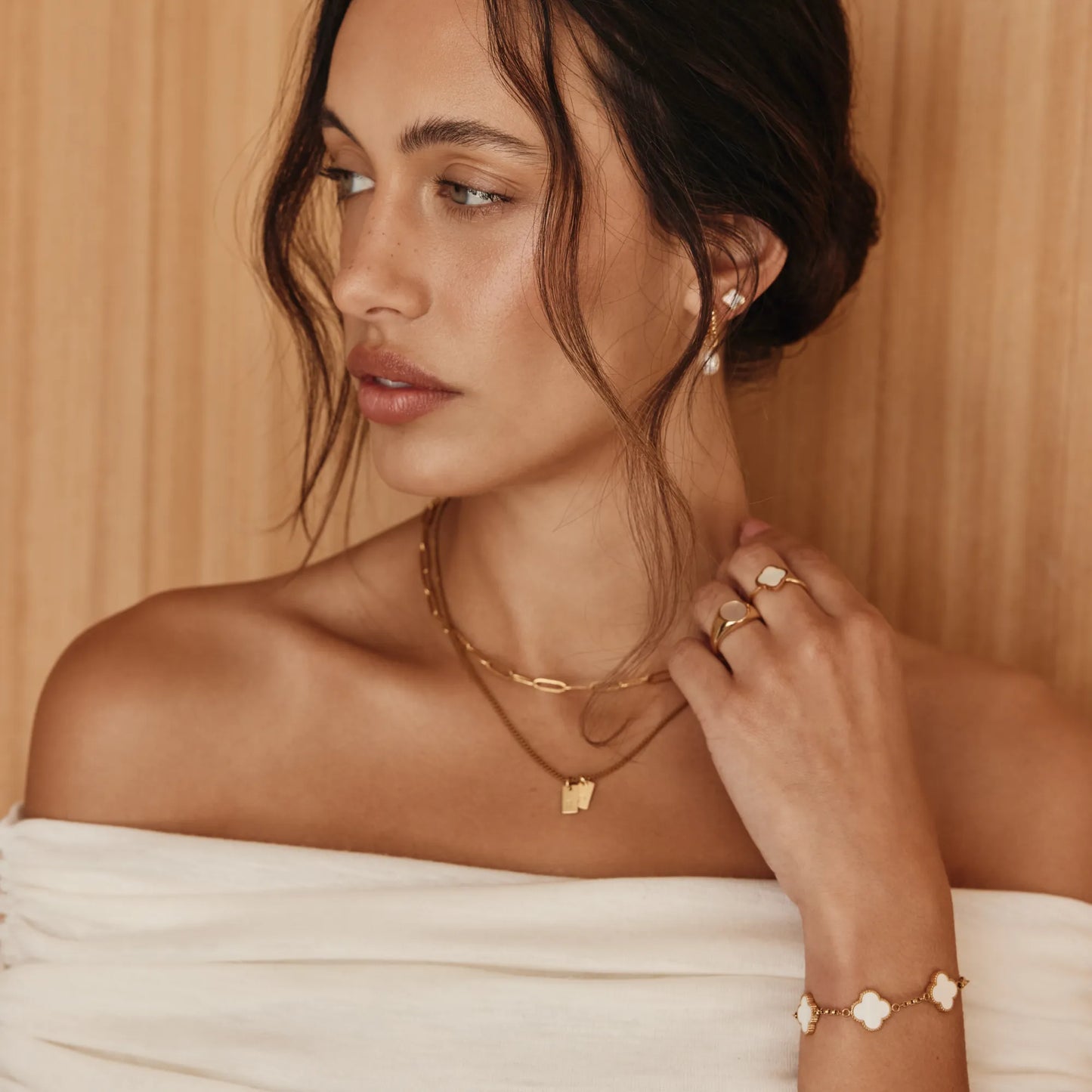 Pulsera Trébol Nácar en Baño Oro 18k — Mujer