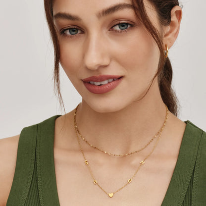 Collar con iniciales múltiples