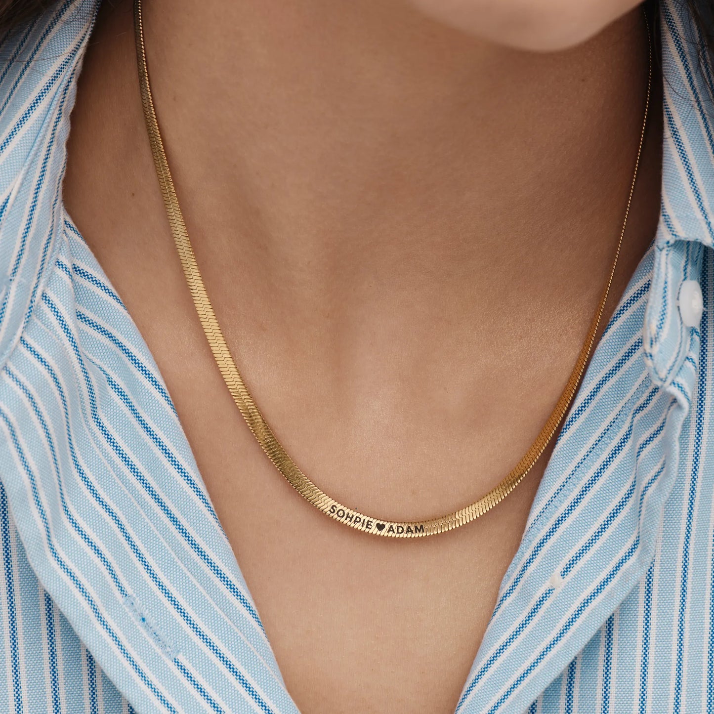 Collar de espiga grabado