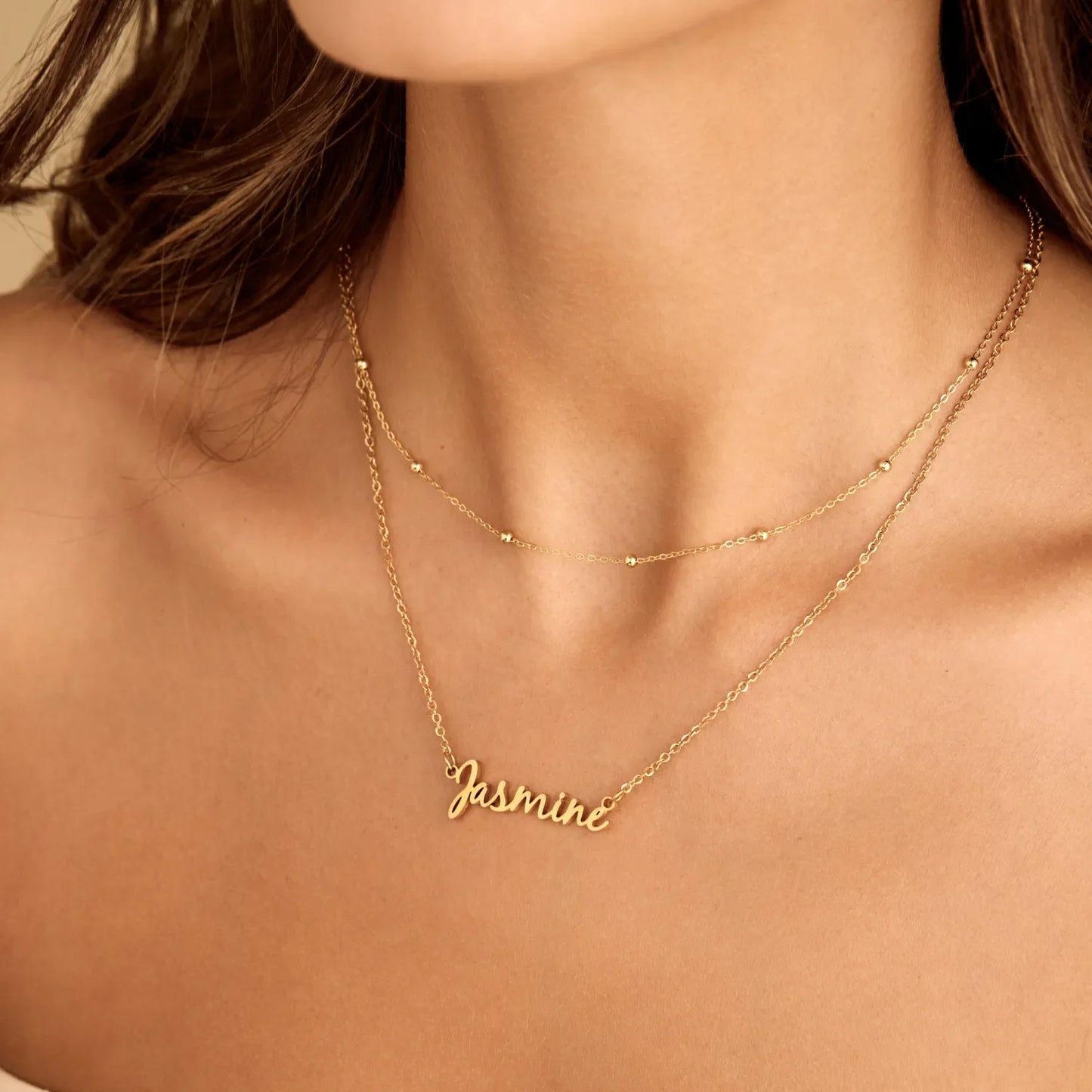 Collar con Nombre en Cursiva con Baño de Oro de 18k — Mujer
