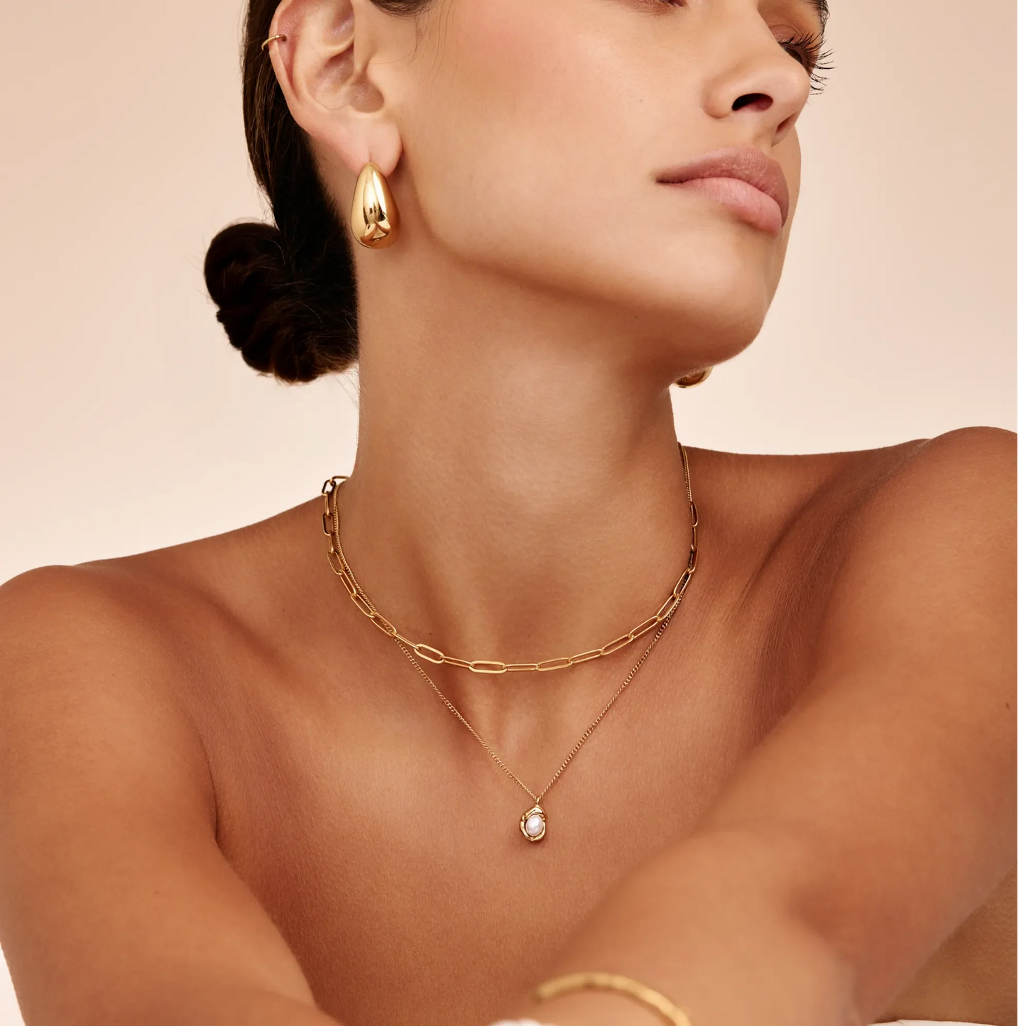 Pearl Moon Pendant Necklace in 18k Gold Plating — Women