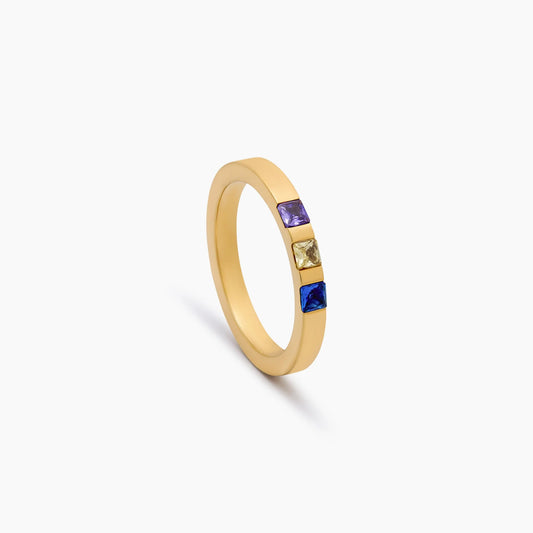 Anillo de banda de piedra natal con corte princesa