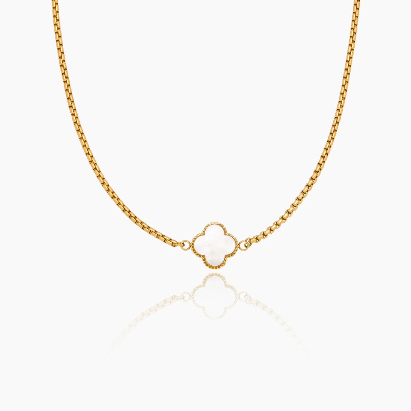 Collar de trébol de perlas