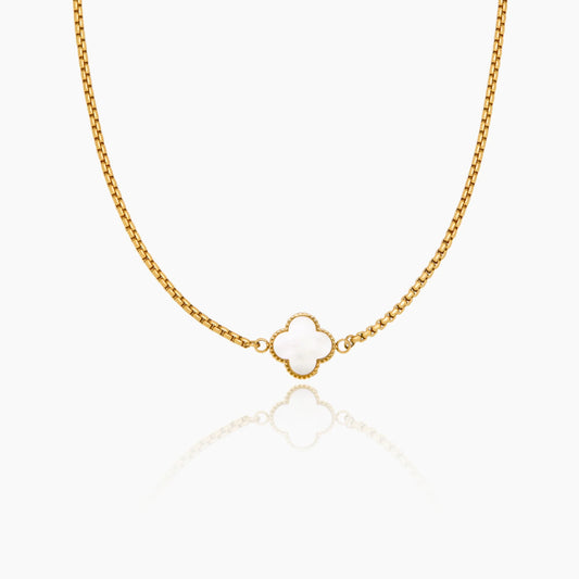 Collar de trébol de perlas
