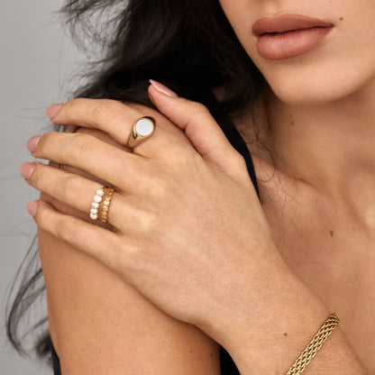 Bague rangée de mini perles