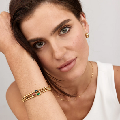 Pulsera de Cuentas Doradas con Piedra Natal en Baño de Oro de 18k — Mujer