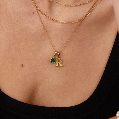 Collar con dije de piedra de nacimiento inicial
