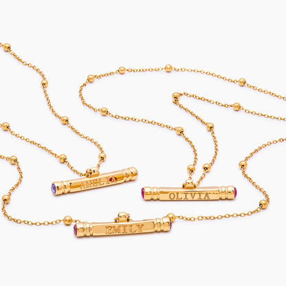 Collar con barra en T personalizado con nombre y piedra de nacimiento
