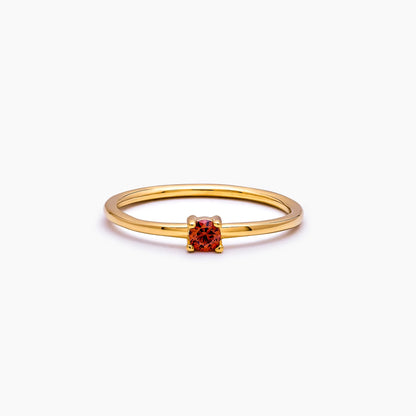 Delicado Anillo de Piedra de Nacimiento