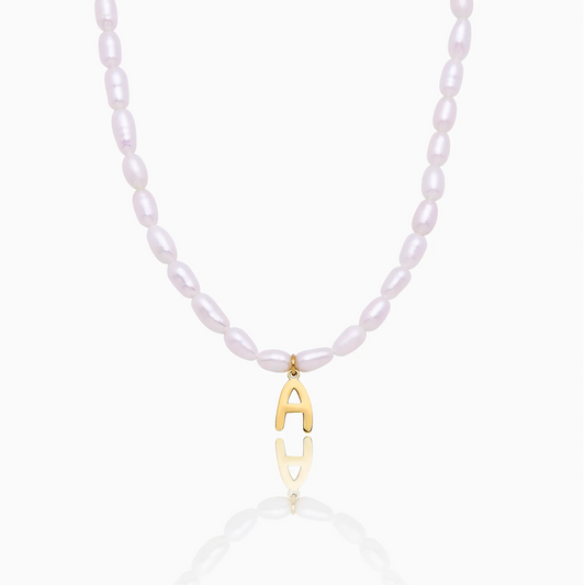 Collar inicial de perlas Statement