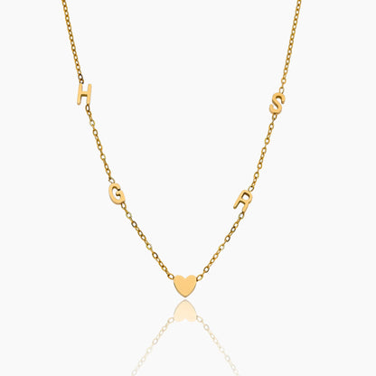Collar con iniciales múltiples