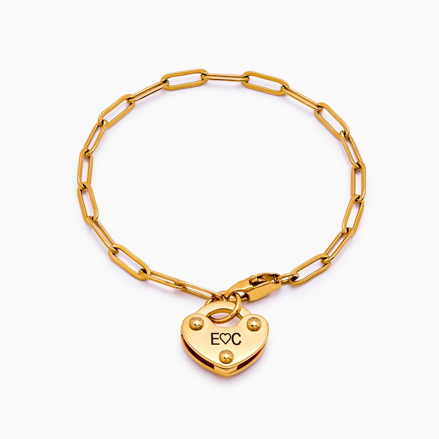 Pulsera con inicial de candado en forma de corazón