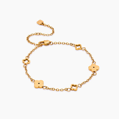 Delicada pulsera de trébol