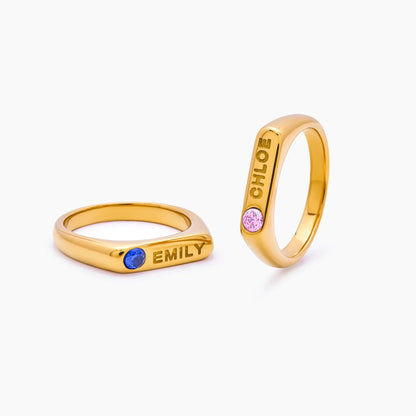 Anillo con nombre y piedra de nacimiento