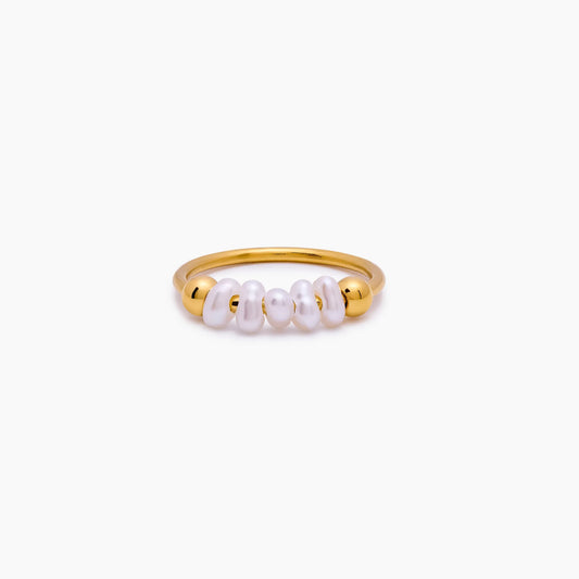 Anillo con perlas mini en fila