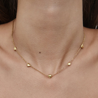 Collar con colgante de corazón hinchado